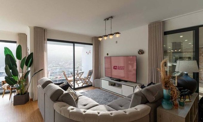 Machico Casa | GuestReady - Una hermosa casa en Machico