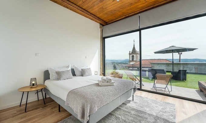 Rates Apartamento | GuestReady - Casas de Fralães 2