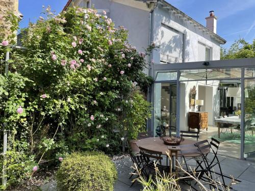 Les Viselets Casa | GuestReady - Charming haven with a private garden