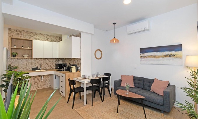 La Saidia Apartamento | GuestReady - Cómodo bajo en Valencia