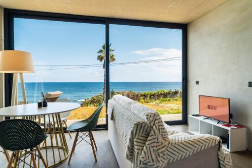 Sao Vicente Casa | GuestReady - Relax & Ride the Waves