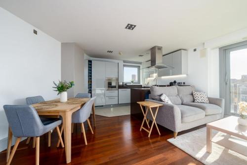 St. Mary's Park Apartamento | GuestReady - Riverside Retreat in Battersea