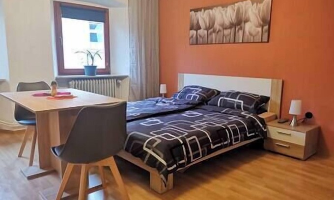 Neunkirchen Apartamento | Guestroom 1, Pension Feuster