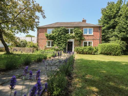 Ryde Casa | Guildford Farmhouse