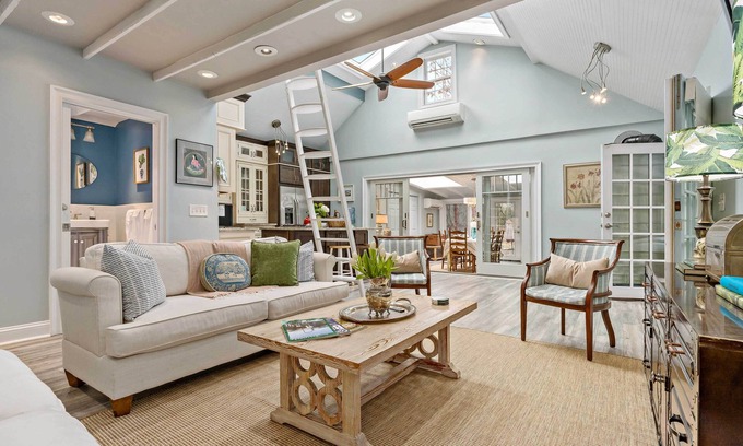 Guilford Cabaña | Guilford Carriage House at Granite Lodge!
