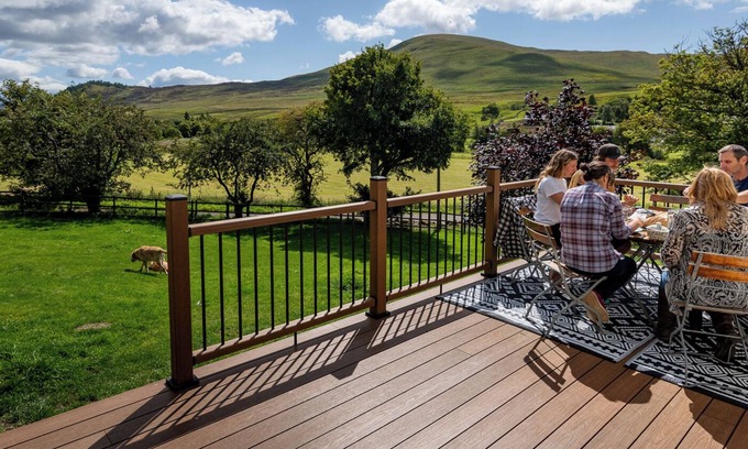 Spittal of Glenshee Cabina | Gulabin Lodge and House