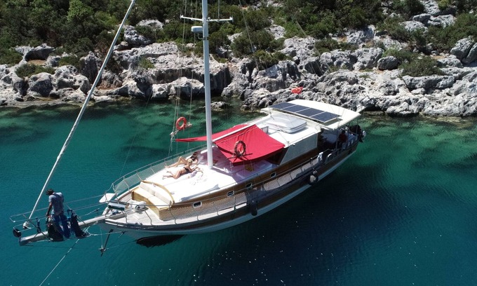 Kas Alquiler De Eote | GULET RENTAL IN KAS,TURKEY ON THE ENCHANTING LYCIAN COAST WITH CAPTAIN AND CHEF