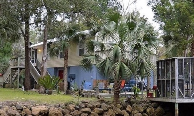 Steinhatchee Casa | ** Woody's Bungalow ** Canal frente al mar. ¡RESERVAR AHORA! VACACIONES a precios de descuento!