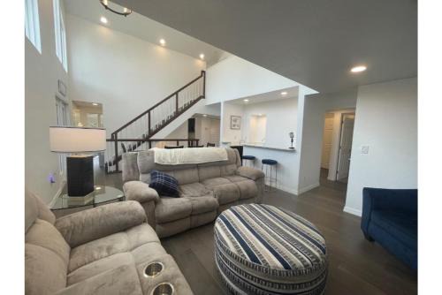 Seminole Casa | Gulf Breeze Hideaway 5BR Home Close to Sand and Fun
