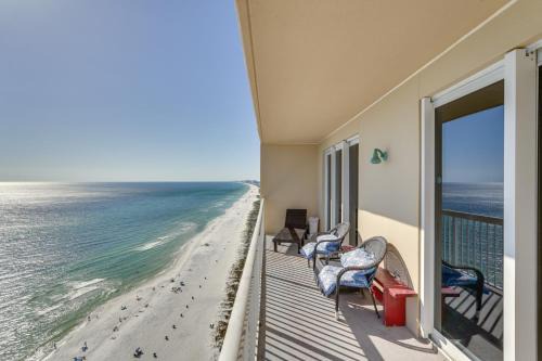 Lower Grand Lagoon Apartamento | Gulf Coast Getaway with Balcony and Resort Amenities!