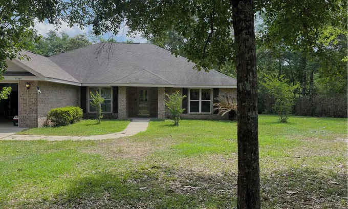 Ono Island Casa | Gulf Coast Hideaway/Silverhill: Spacious 4/2 house & pool, lots of outdoor space