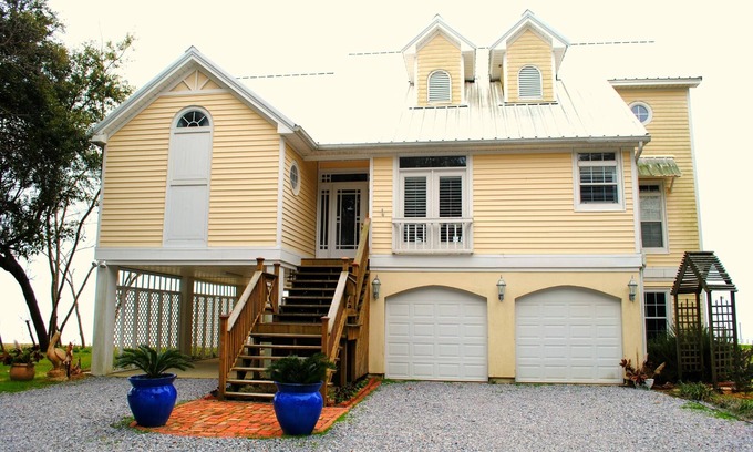 Ocean Springs Casa | Frente al Golfo con excelentes vistas y piscina!