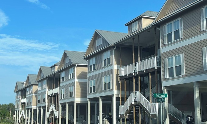 Horseshoe Beach Condominio | Gulfside view condo in Horseshoe Beach for you and your family to enjoy!