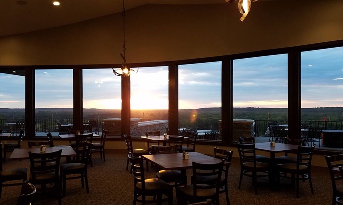Augusta Villa | Gull Lake View Golf Resort