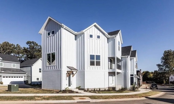Fayetteville Casa | Gulley Grove Game Day - 10 minute drive to U of A/Downtown 3 beds ~ 2.5 baths