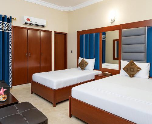 Gulshan-e-Iqbal Hotel | Gulshan e iqbal Guest House Karachi