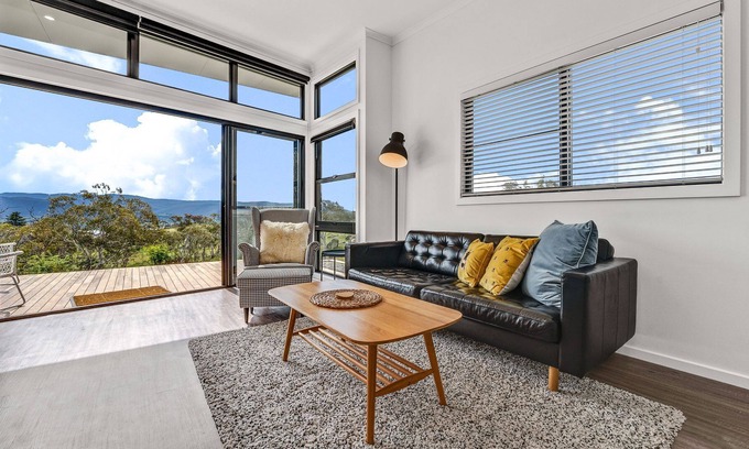 East Jindabyne Cabina | Gum Eco Lodge at Peak View Farm