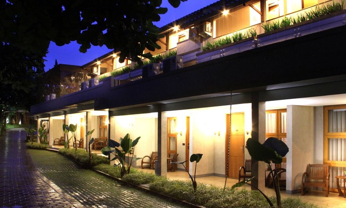 Pasteur Hotel | Gumilang Regency Hotel By Gumilang Hospitality