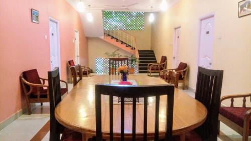 Hyderabad Casa | Gunrock Manor