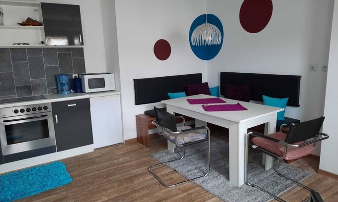 Roedental Apartamento | Günther vacation apartment in Rödental with free WLAN