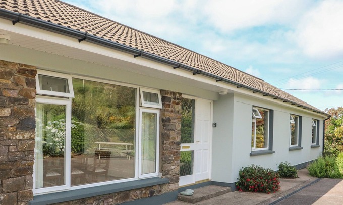 Cahirciveen Casa | GURRANEBAWN, family friendly in Cahersiveen, County Kerry