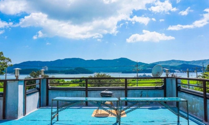 Ganghwa Casa | Gwanghwado Badatgae Sanjang Pension