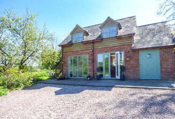 Welsh Frankton Casa | Gwdihw
