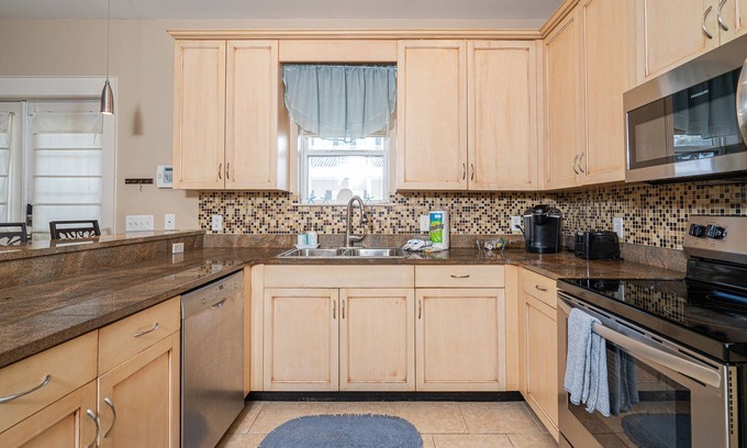 Bel Air Cabaña | Gypsy Soul | 2BR Home, Walk to Beach, Pool Access, Balcony, Beach Gear Provided