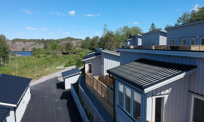 Lokholmen Casa | Hällestrand Village