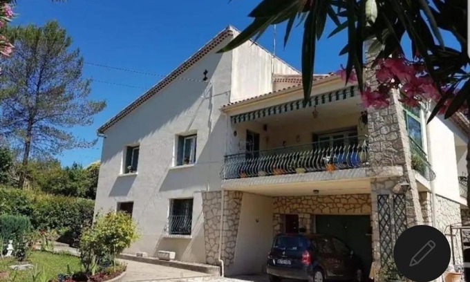 Ales Apartamento | Hébergement de Trepeloup