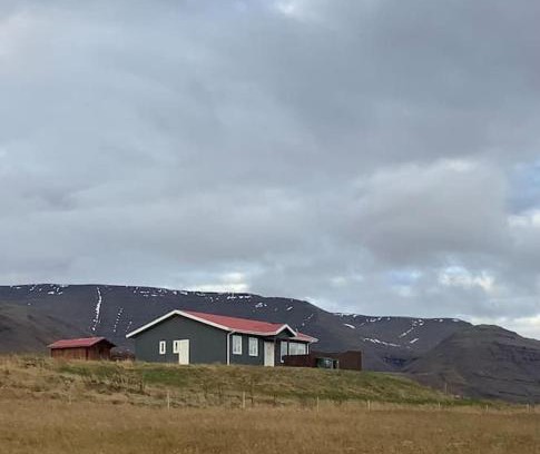 Hvalfjarðarsveit Apartamento | Hóll Guesthouse