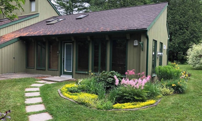 Orford Chalet De Esquí | Hôtel à la maison - Chalet sous les Thuyas