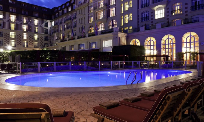 Deauville City Centre Hotel | Hôtel Barrière Le Royal Deauville