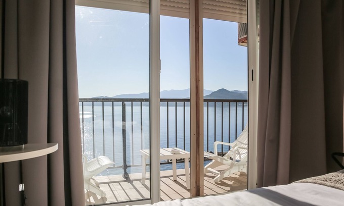 L'Ile-Rousse Hotel | Hôtel La Pietra Restaurant & Spa