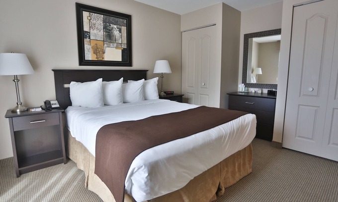 Saint-Sauveur Hotel | Hôtel Le Versailles