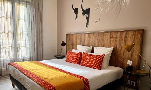 Aigues-Mortes Medieval City Hotel | Hôtel Saint Louis