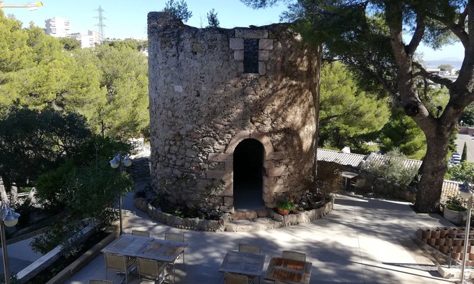 Martigues Hotel | Hôtel Saint Roch