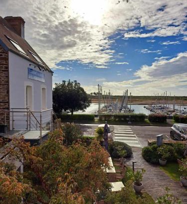 Barneville-Carteret Hotel | Hôtel Traiteur Les Ormes, The Originals Relais