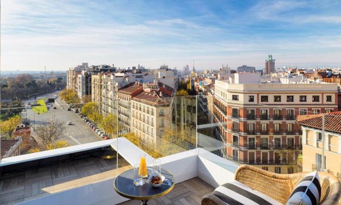 Milla de Oro Hotel | H10 Puerta de Alcala