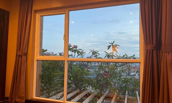 Hai Ba Trung Hotel | Ha Noi Le Grand Hotel