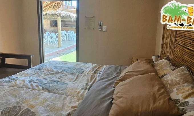 Área del bulevar Barra Vieja Hotel | Hab Mangrove bed ks 15 steps from the sea sand breakfast included, Aca Diaman