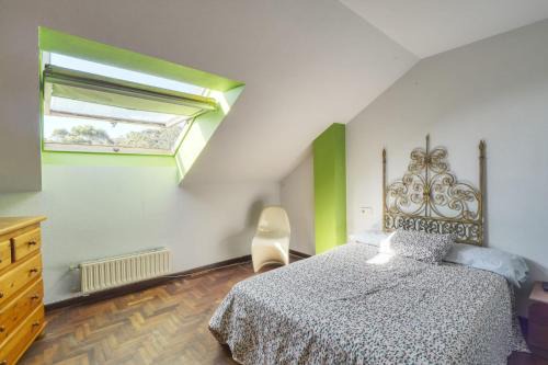 La Coruna Casa | Habitaciòn independiente con cama doble en dúplex