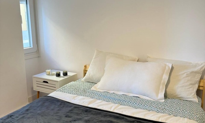 Sevilla Este Apartamento | Habitación acogedora en piso céntrico de Sevilla, a 10 min del centro histórico.