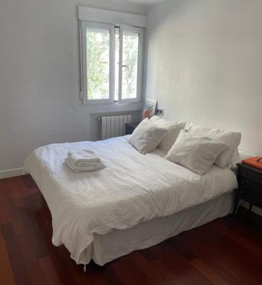Nino Jesus Cama Y Desayuno | Habitación amplia con baño a 5 min Retiro