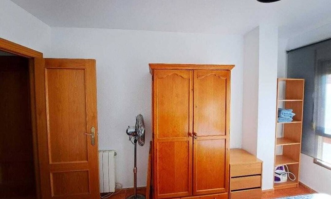 Lorca Apartamento | Habitación Doble Luminosa y Acogedora