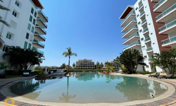 Marina Mazatlán Condominio | Habitación hotelera a 5 min. de playa by Gpsrentas