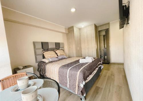 Tejada Alta Casa | Habitación privada con baño privado y smart TV