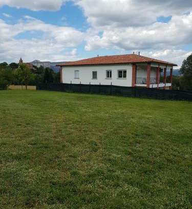 Vilanova de Sau Cabina | Habitacion en alojamiento turistico compartido con la amfitriona, estancias compartidas baño, terraza, cocina