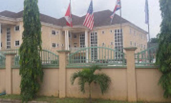 Igwuruta Cabina | Habitat Hotel and Suites -Standard
