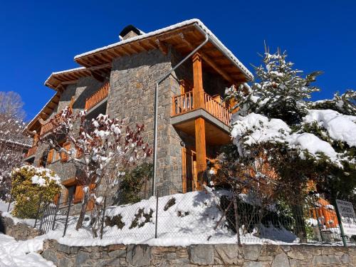 Setcases Apartamento | HABITATGE FAMILIAR DE CAN BOTA ESTUDI